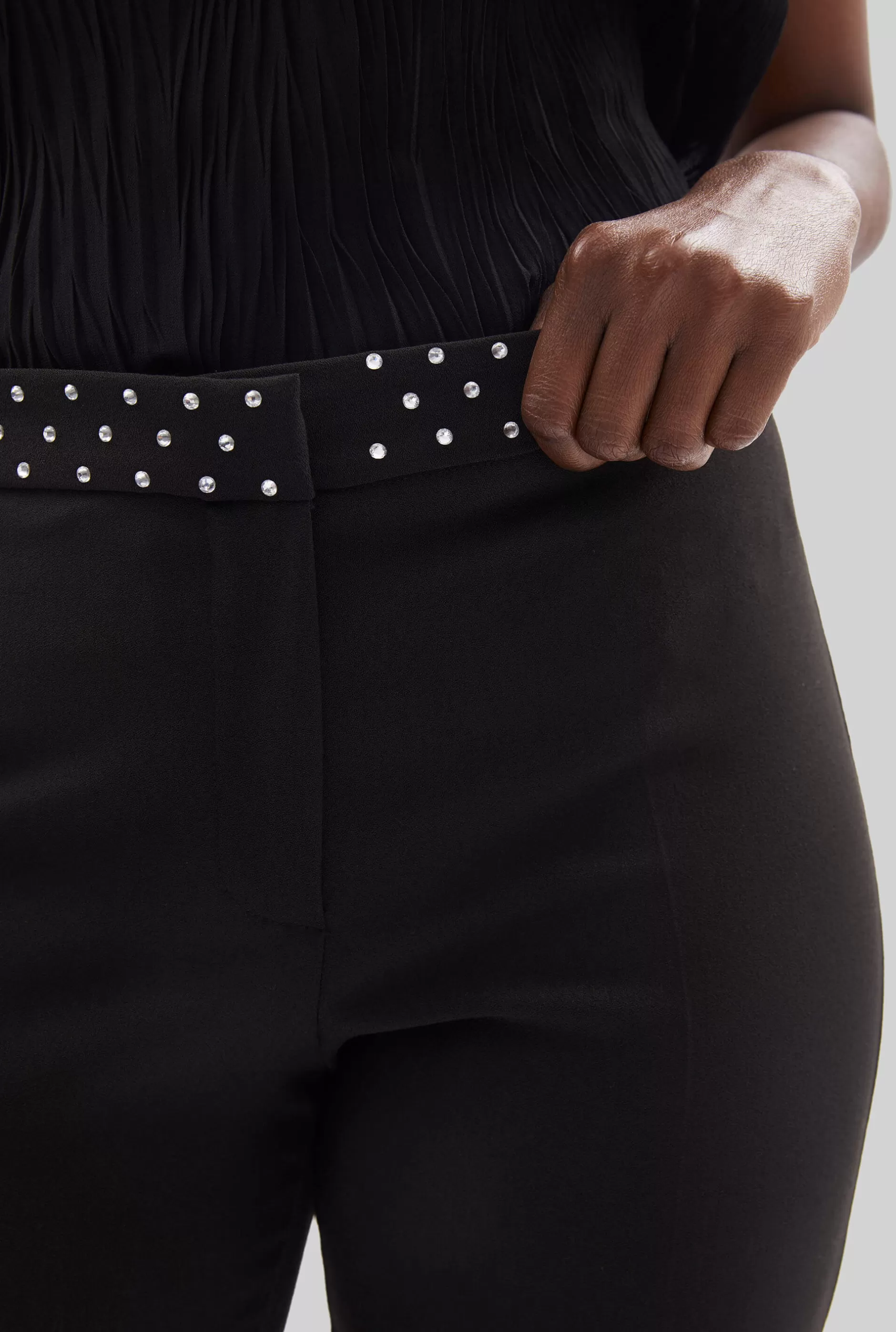 Rhinestone Waist Pin Tuck Trousers Black^James Lakeland Online