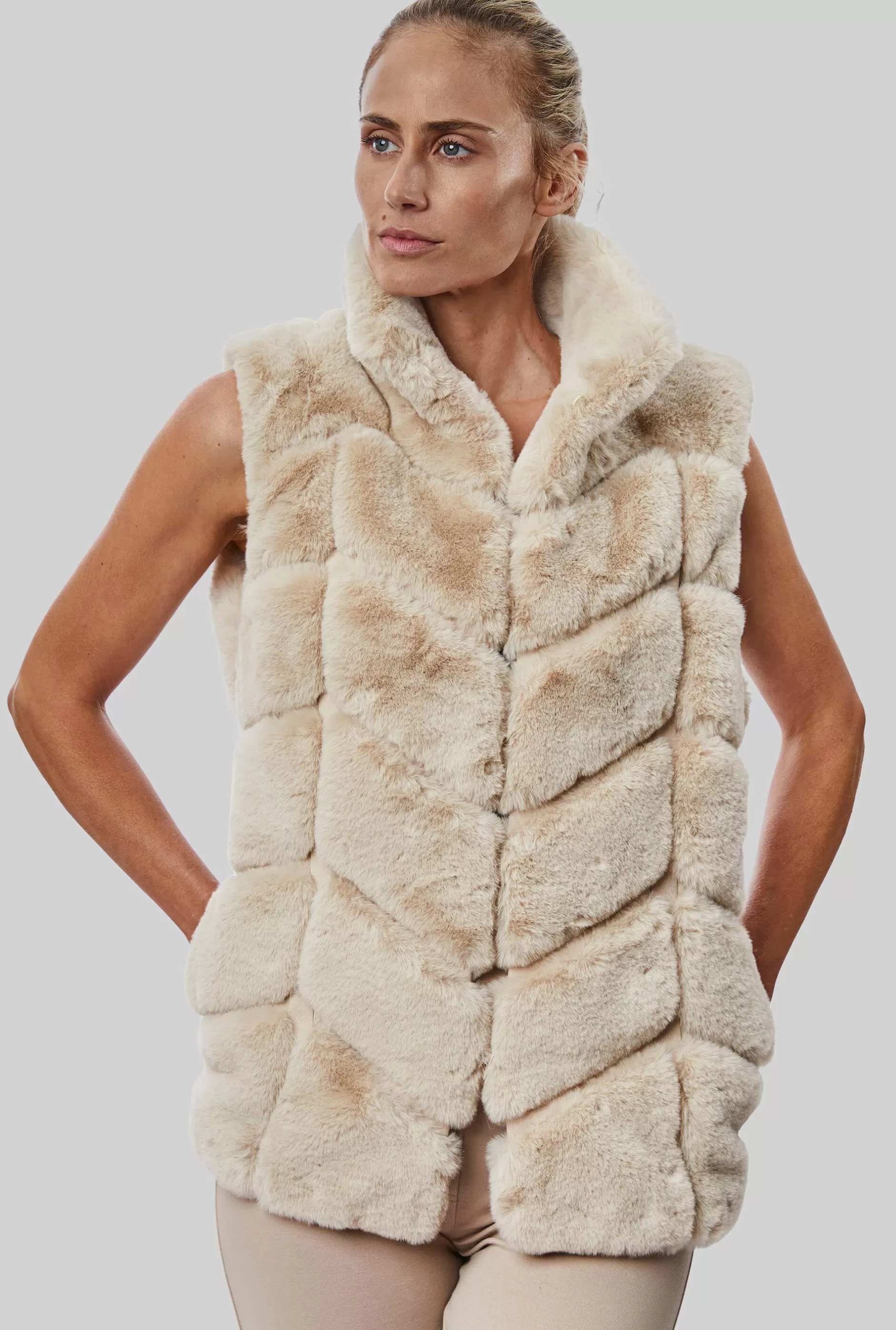 Ribbed Faux Fur Gilet Cream^James Lakeland Sale