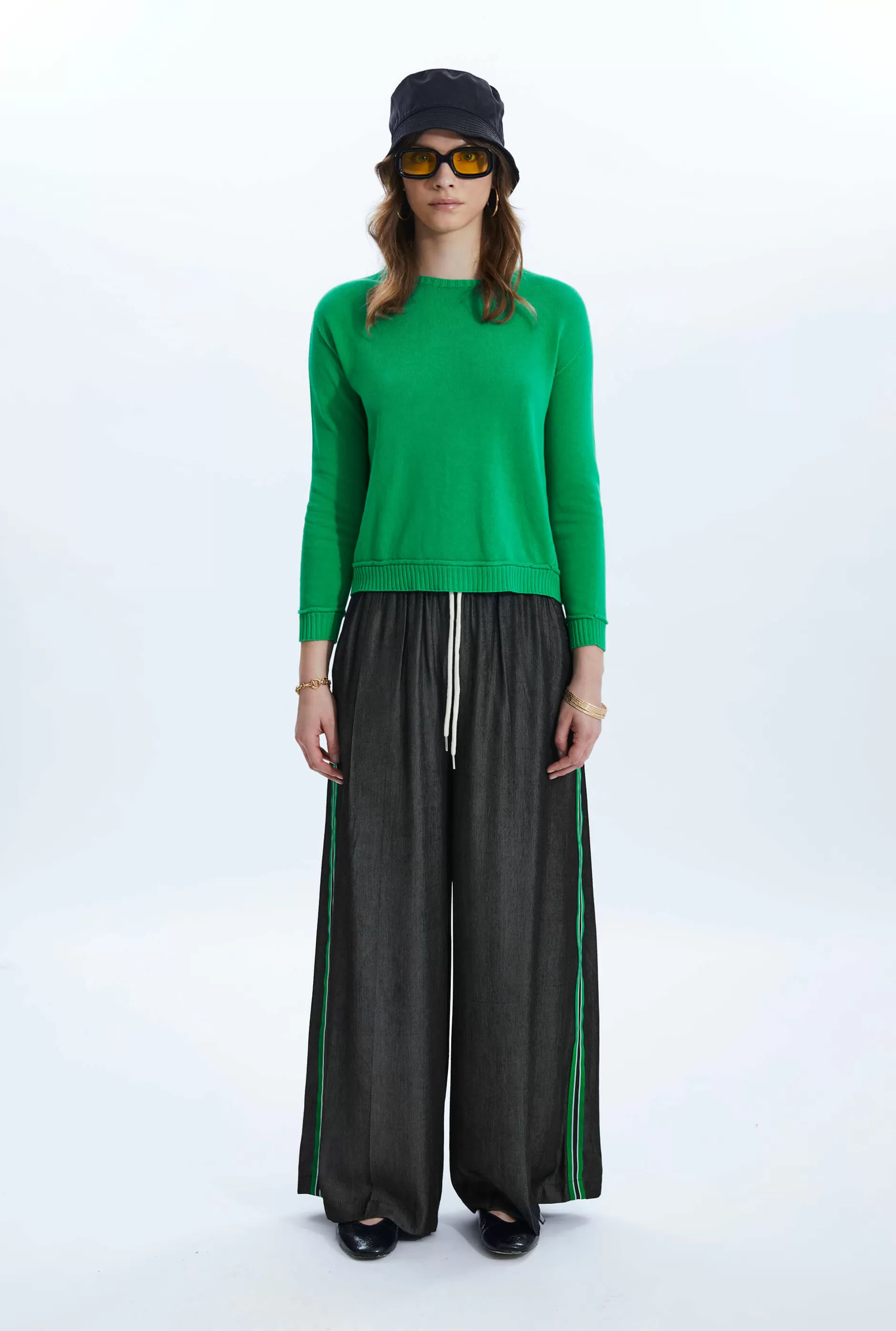 Scoop Neck Piped Edge Knit Green^James Lakeland New