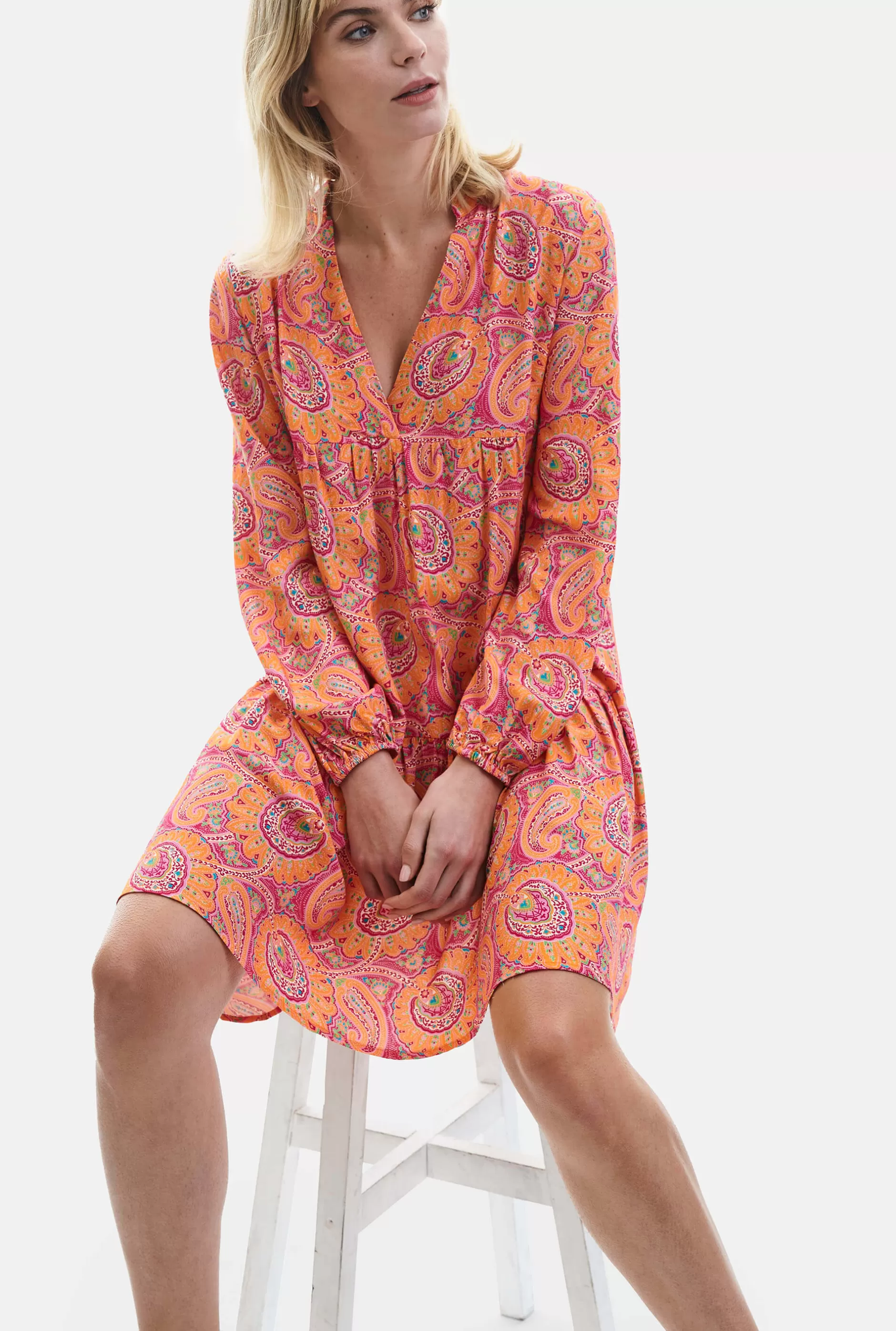 Short Paisley V-neck Dress^James Lakeland Flash Sale